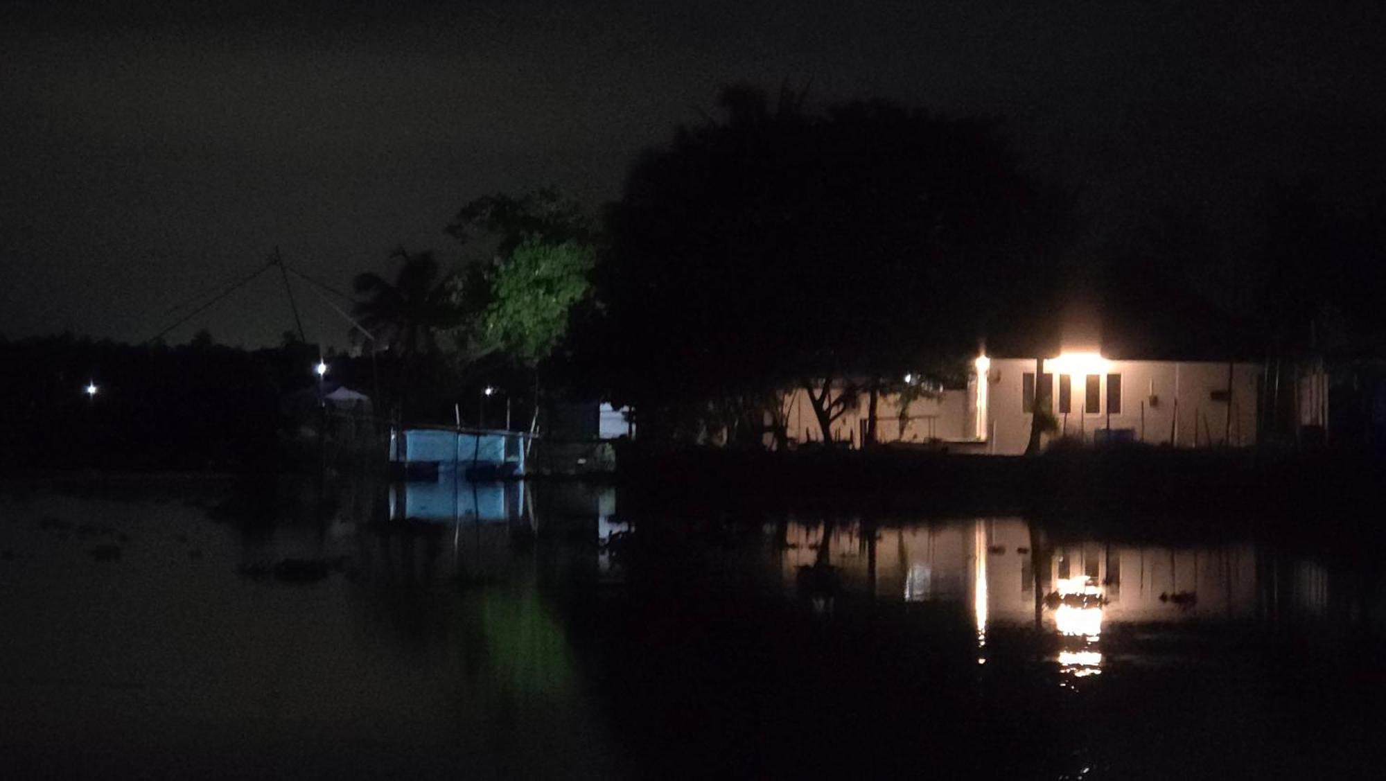 Pradeep'S Backwater Villa Kochi Luaran gambar